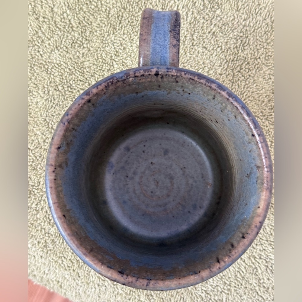 Hand Thrown & Signed Artisan Pottery Coffee Mug Approx 4x4 Plus Handle‎ - Picture 3 of 6